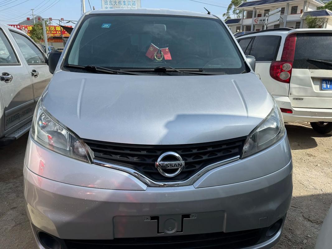 日产nv200最新款(日产nv200最新款什么时候上市)