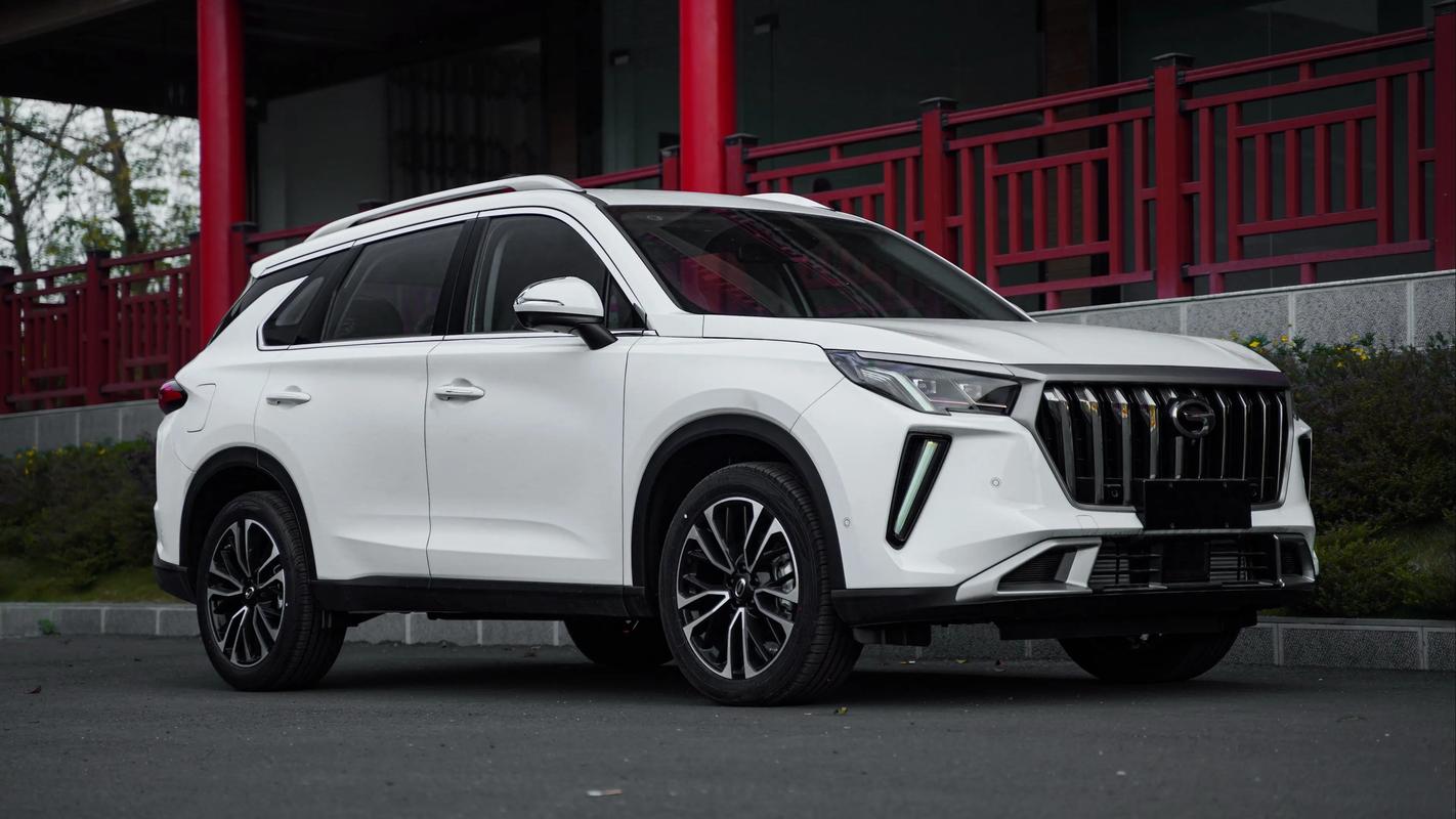 广汽gs4plus图片及价格,广汽gs4报价及图片参数