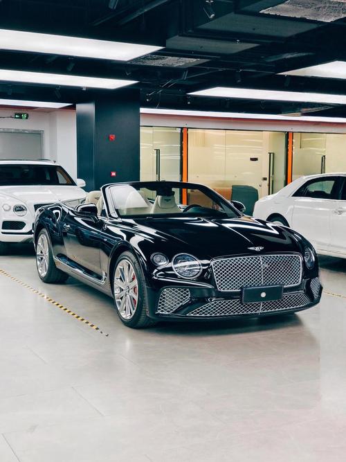 宾利欧陆最新款／宾利欧陆最新款图片