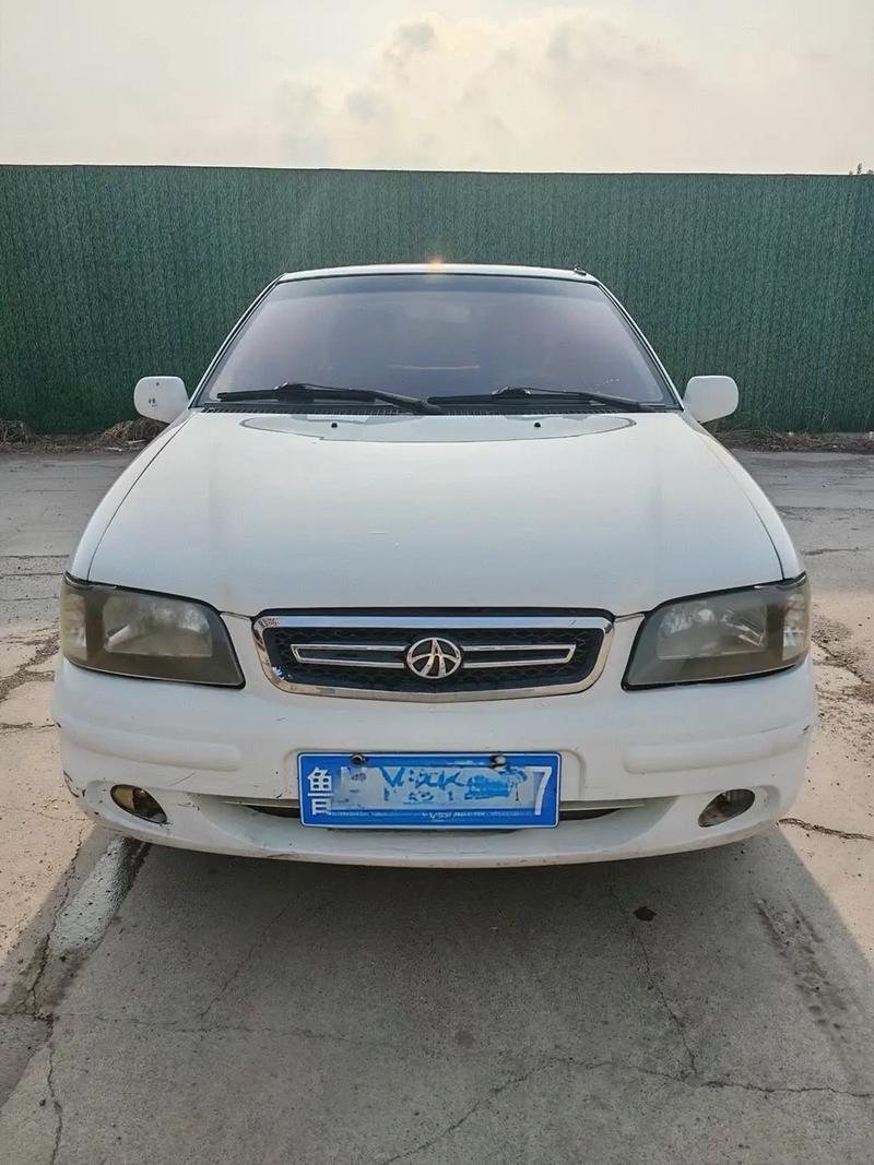 关于天津一汽夏利老款的信息