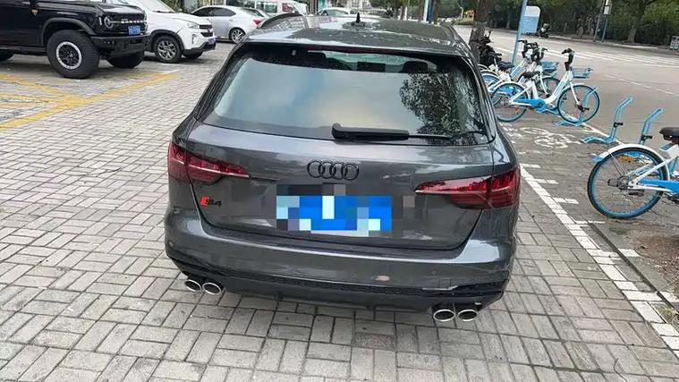 二手奥迪s4／二手奥迪s4保险一年多少钱